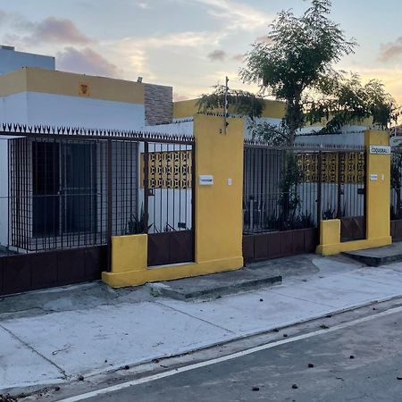 Вилла Casa Compacta No Prive Coqueiral Com Garagem Ресифи Экстерьер фото